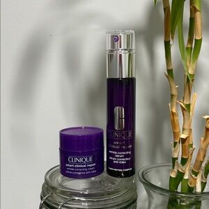 Clinique Smart Clinical Repair Serum and moisturizer Cream - Deep Purple